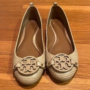 Tory Burch, Mini Miller flat. Size 7.
